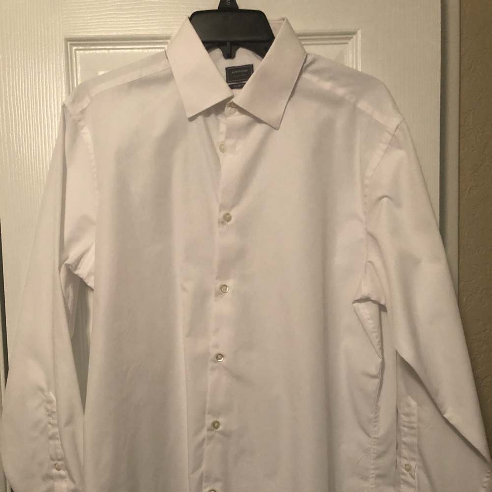 Arrow Slim Fir dress shirt